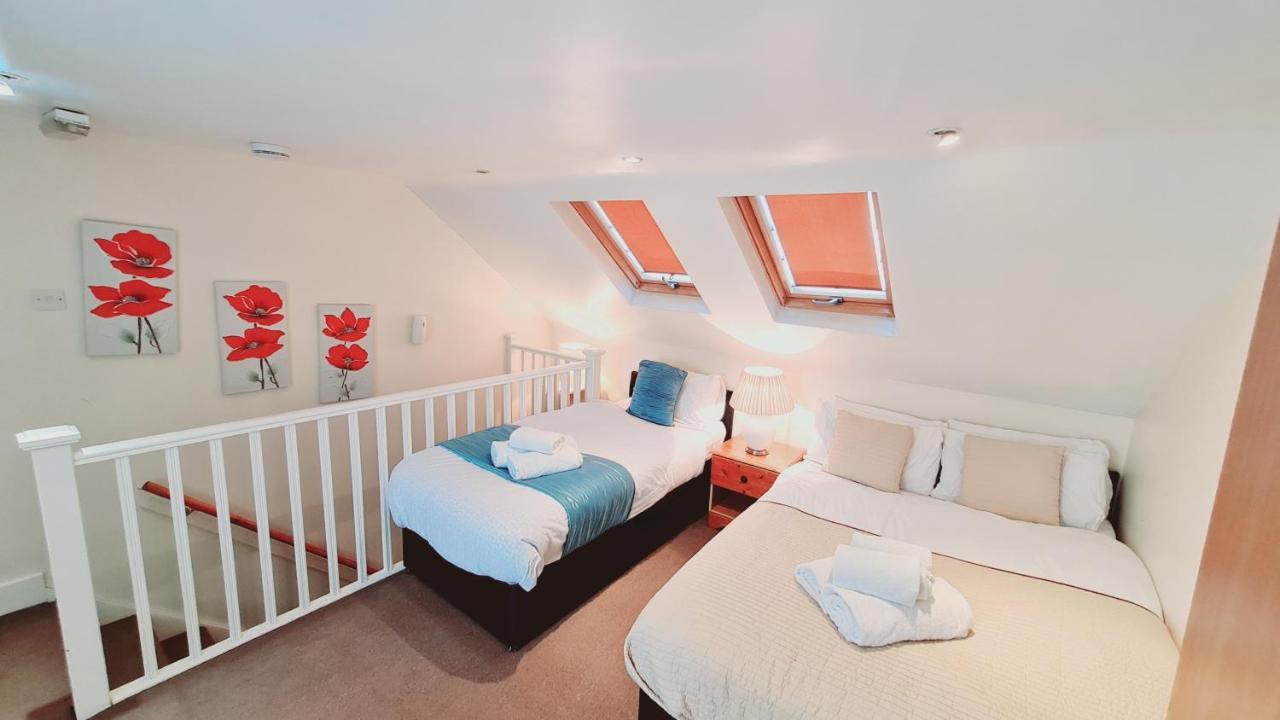 Cedar Villa - Perfect For Longer Stays Chatham  Exterior foto